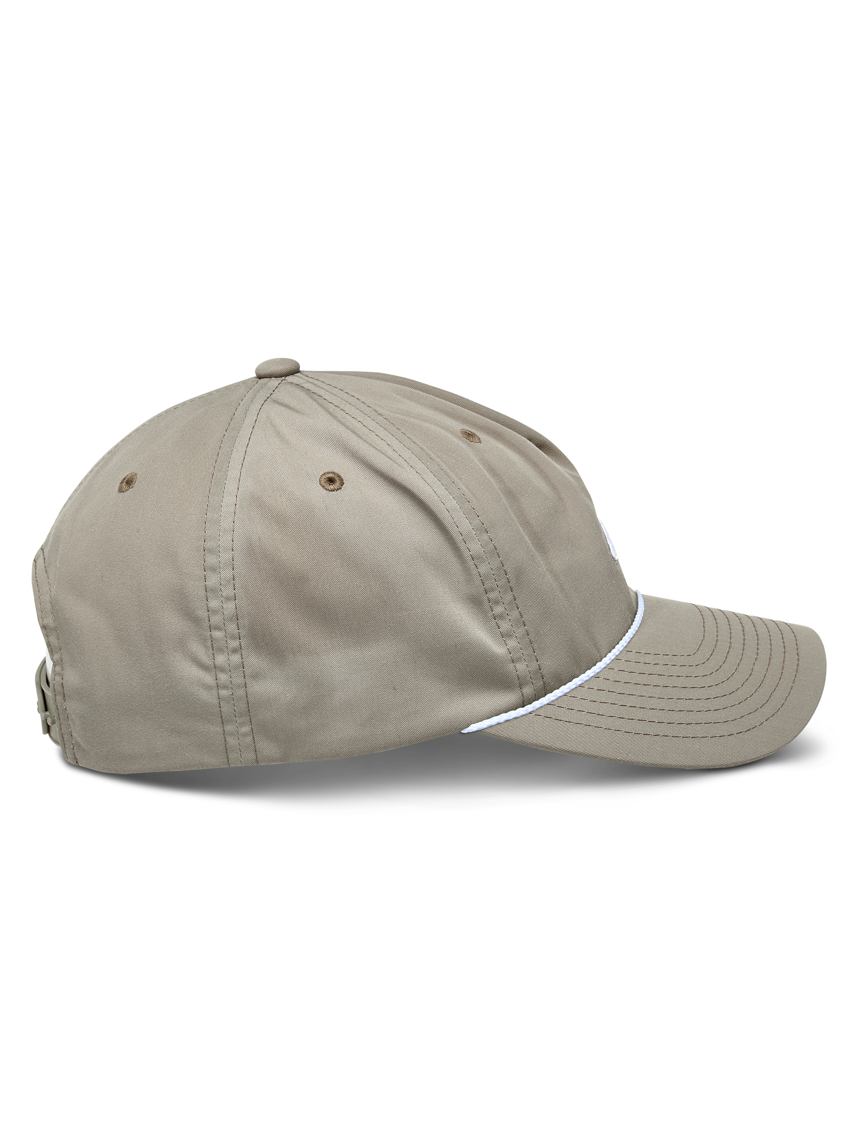 Cappello Alpinestars Tyler, cappello snapback casual color kaki, profilo laterale con visiera curva e rifinitura in corda intrecciata bianca, corona bassa non strutturata in twill riciclato, copricapo lifestyle ispirato al motorsport