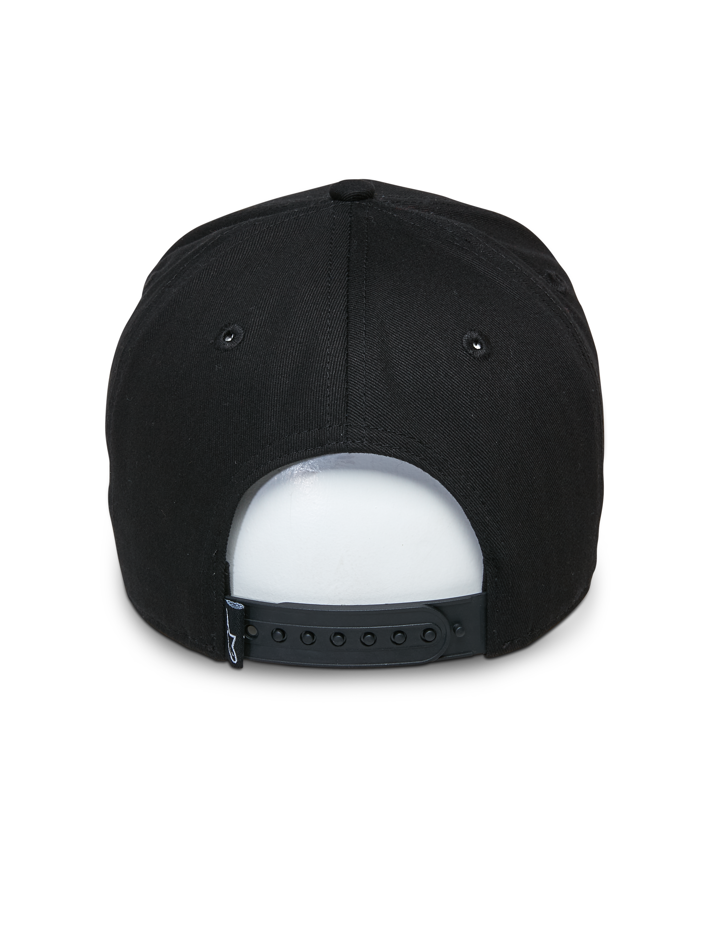 Cappello Alpinestars Committed, cappello snapback nero, vista posteriore con chiusura a pressione regolabile e piccola etichetta in tessuto, corona strutturata, copricapo casual ispirato al motorsport