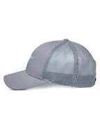 Cappello Trucker Alpinestars Terolithic, grigio, cappello trucker con retro in rete e visiera curva, vista laterale, corona bassa strutturata con dettaglio logo frontale, copricapo casual ispirato al motorsport