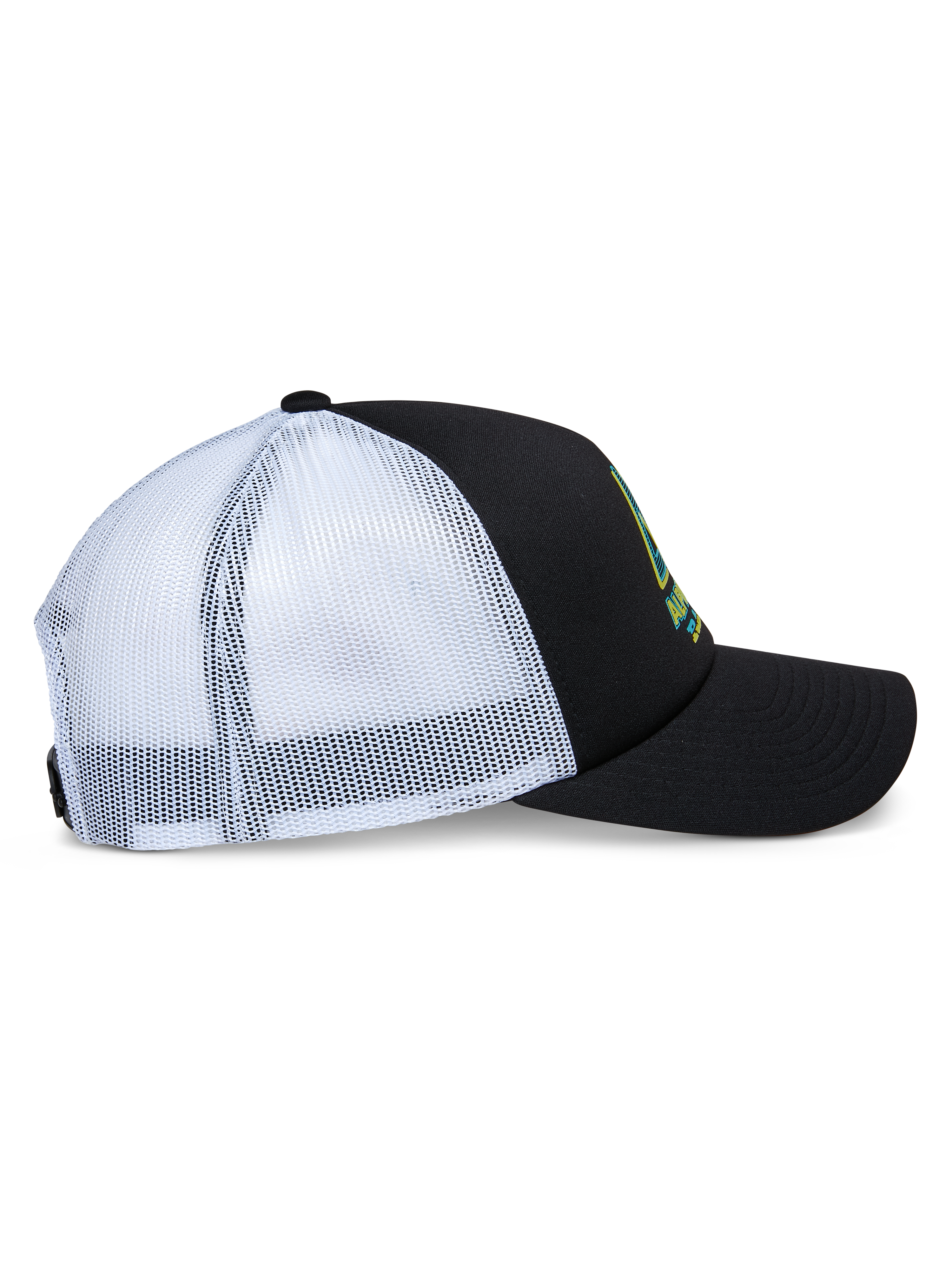 Alpinestars Ayess Trucker Hat, vista di profilo laterale, corona in schiuma nera e visiera curva con pannelli posteriori in rete bianca, stampa del logo frontale, snapback casual ispirato al motorsport