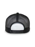 Alpinestars That Way Trucker Hat, vista posteriore, nero, pannelli posteriori in rete con chiusura snapback regolabile, piccola etichetta con logo, copricapo casual ispirato al motorsport