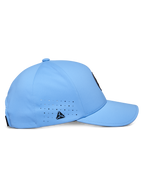 Alpinestars Apex Hat, Blu, cappellino da baseball tecnico, profilo laterale con visiera curva e corona strutturata, fori di ventilazione tagliati al laser con un piccolo logo triangolare nero, moderno tessuto traspirante