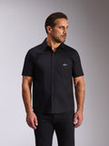 Alpinestars Strive Woven Shirt, camicia a maniche corte con bottoni, nero, logo Alpinestars bianco sul taschino, streetwear casual motorsport