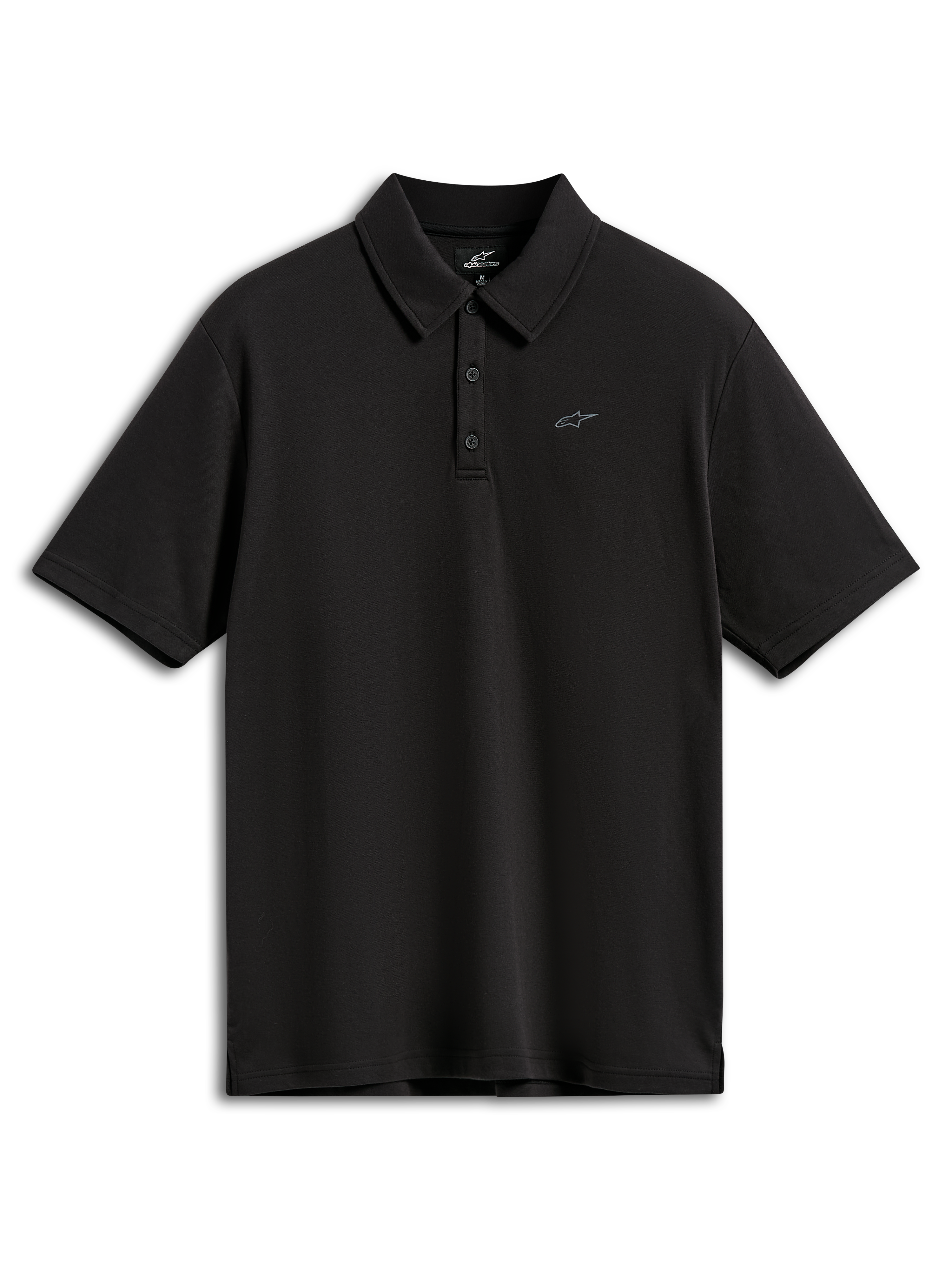 Alpinestars Impetus Sport Polo, polo a maniche corte, nero, con un piccolo logo Astars grigio sul petto, abbottonatura a tre bottoni e colletto dello stesso tessuto, abbigliamento sportivo casual