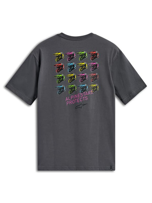 Alpinestars Pop Helmet CSF Tee, t-shirt a maniche corte, grigio antracite, grafica posteriore con arte pop dei caschi M10 e logo Alpinestars Protects, abbigliamento sportivo casual motorsport