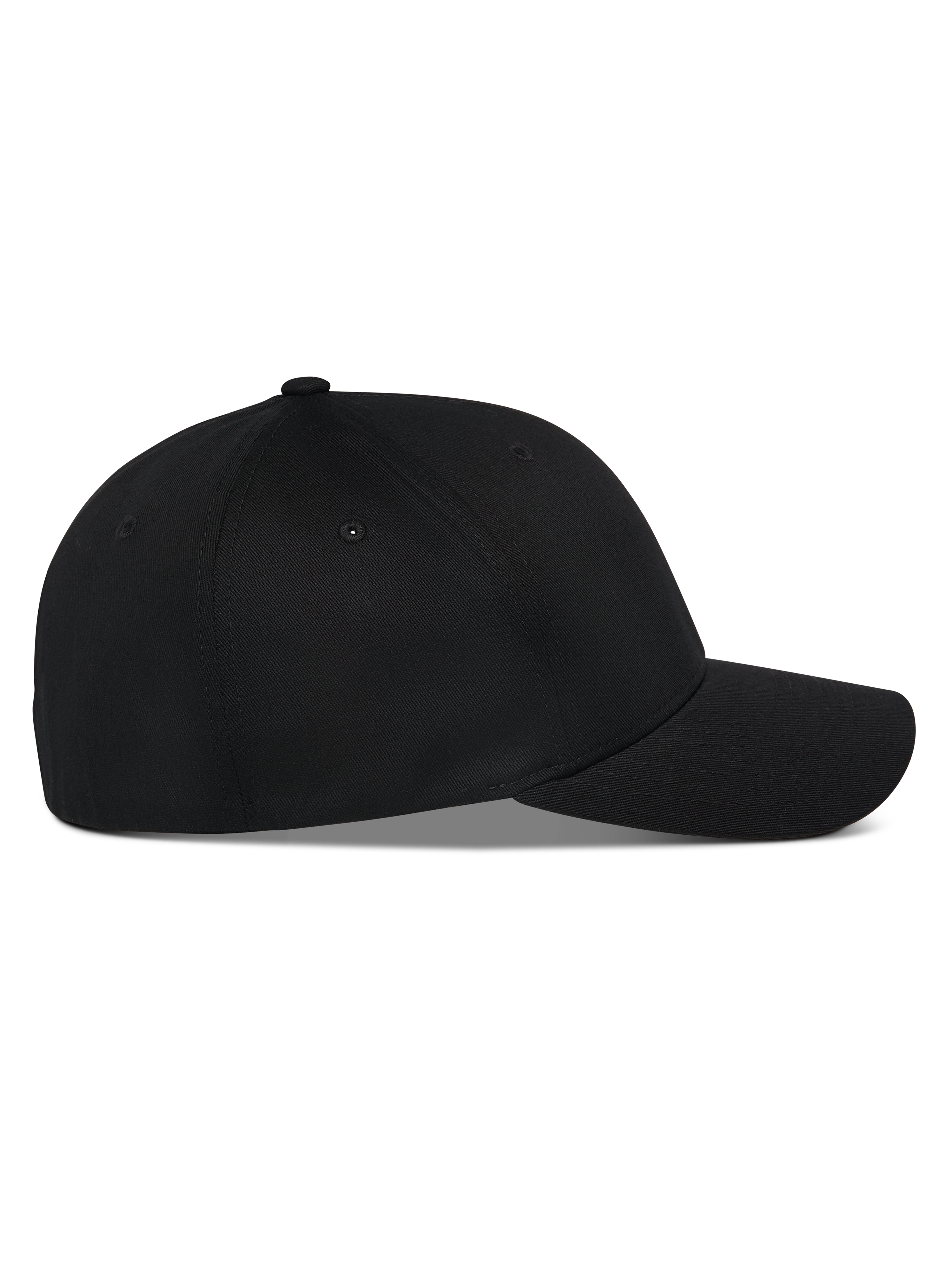Cappello Alpinestars Pivot, nero, vista di profilo laterale di un cappellino da baseball strutturato con visiera curva, tessuto twill, copricapo casual ispirato al motorsport