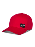 Cappello Alpinestars Pivot, cappellino da baseball rosso sportswear, visiera curva con corona strutturata, con una piccola toppa ricamata con logo Astars nero sul lato, design motorsport casual