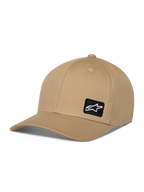 Alpinestars Cappello Pivot, berretto da baseball casual, color sabbia khaki, visiera curva con corona strutturata, piccola toppa quadrata nera con logo Astars bianco, copricapo sportswear in twill di cotone
