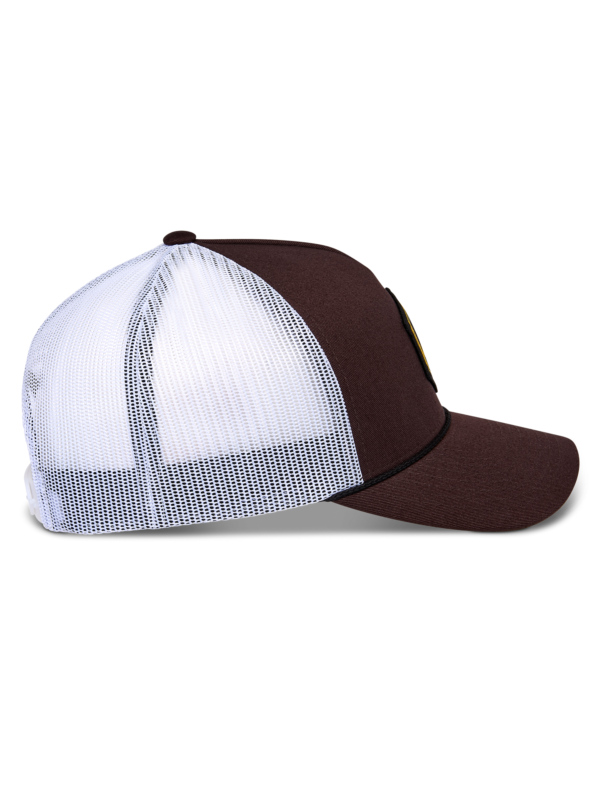 Alpinestars Hexeon Trucker Hat, marrone e bianco, vista laterale, parte anteriore in twill marrone scuro con visiera curva, pannelli posteriori in rete bianca, corona strutturata, copricapo casual ispirato al motorsport
