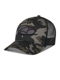 Cappellino Alpinestars Oblique Camo Trucker, motivo mimetico nero con retro in rete nera, patch ovale ricamata con logo Astars sul davanti, visiera curva e corona strutturata, accessorio casual ispirato al motorsport