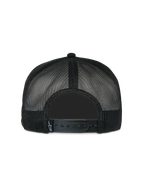 Cappellino Trucker Alpinestars Contender, nero, vista posteriore con tessuto a rete in poliestere e chiusura snapback regolabile, piccola etichetta con logo Astars bianco, copricapo casual ispirato al motorsport