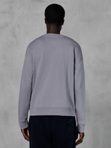 Alpinestars Essentials Ageless Crew, felpa girocollo, color argento, vista posteriore, pile compatto premium, vestibilità rilassata con bordo e polsini a costine, abbigliamento streetwear casual motorsport