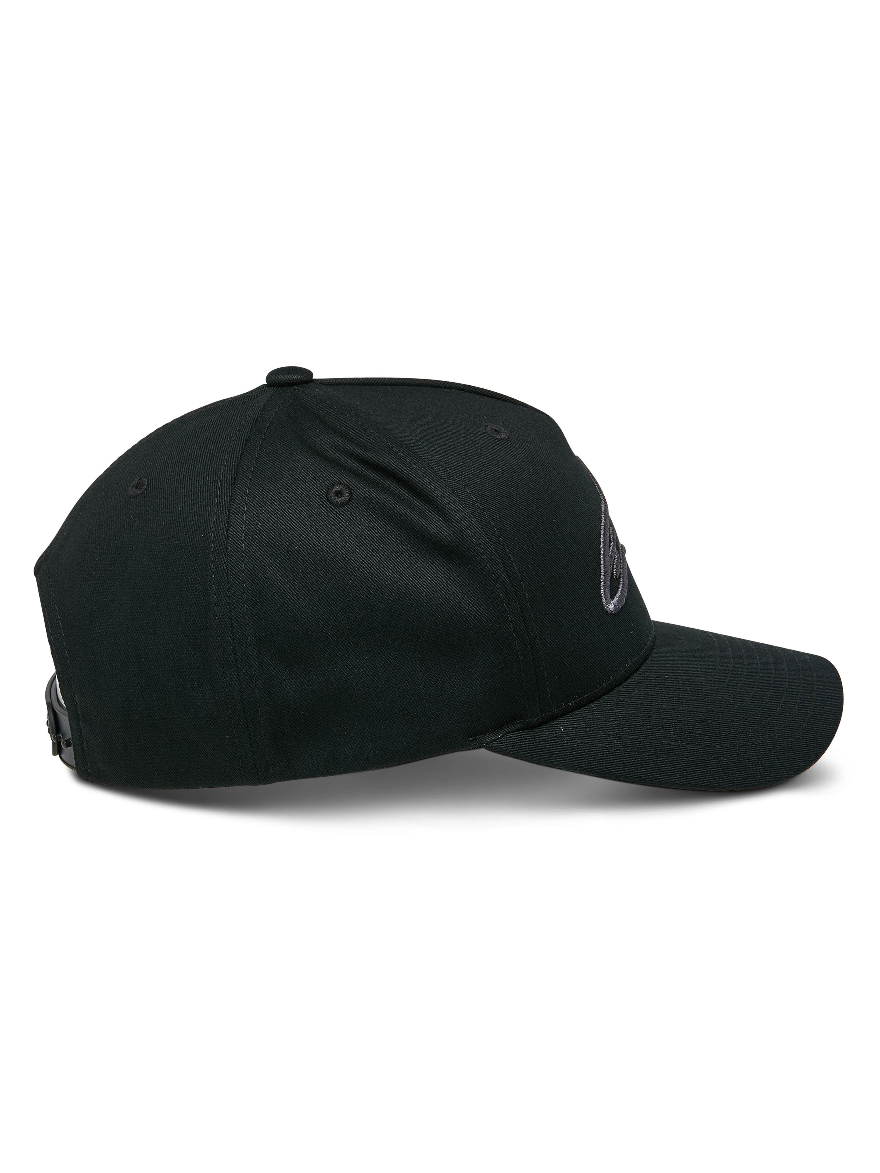 Cappello Alpinestars Ageless Snapback, nero charcoal, vista laterale di profilo, corona strutturata con visiera curva, chiusura snapback regolabile, copricapo casual ispirato al motorsport