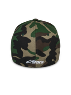 Alpinestars Ageless Multi Hat, cappellino da baseball mimetico verde, vista posteriore con piccolo logo Astars ricamato in bianco, corona strutturata e design con retro flessibile