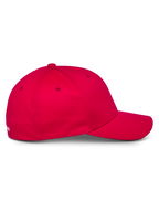 Alpinestars Corp Shift Multi Hat, cappellino da baseball rosso, vista laterale con visiera curva e corona strutturata, tessuto twill elasticizzato, copricapo casual da motorsport