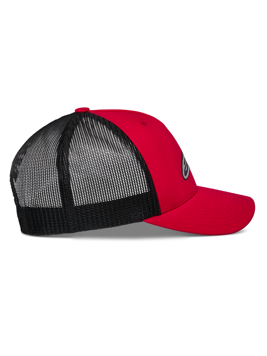 Cappello Trucker Alpinestars Reflect Ageless, rosso e nero, vista laterale di profilo, parte anteriore in twill rosso e visiera curva, retro in rete di poliestere nera, corona strutturata, copricapo casual ispirato al motorsport