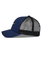Cappello Trucker Alpinestars Reflect Ageless, blu navy e nero, profilo laterale con visiera curva e retro in rete, logo Astars riflettente sul davanti, copricapo casual motorsport