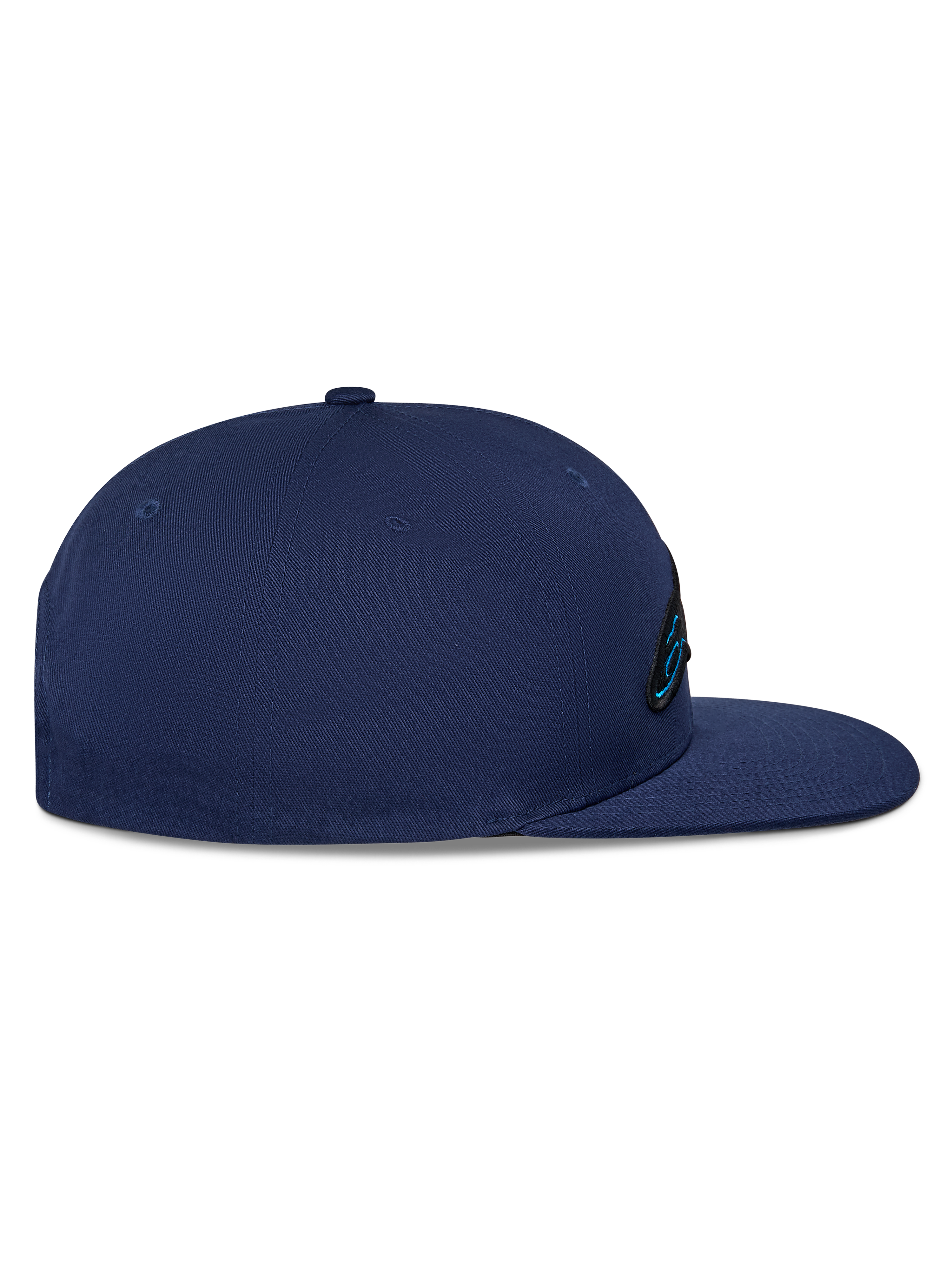 Cappello Alpinestars Thickness Snapback, berretto blu navy, vista laterale di profilo, corona strutturata con visiera piatta, tessuto in twill di cotone, dettaglio del logo ricamato sul davanti, copricapo casual da motorsport
