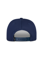 Cappello Snapback Alpinestars Thickness, blu navy, vista posteriore con chiusura snapback regolabile e piccola etichetta nera con logo Astars, struttura in twill di cotone