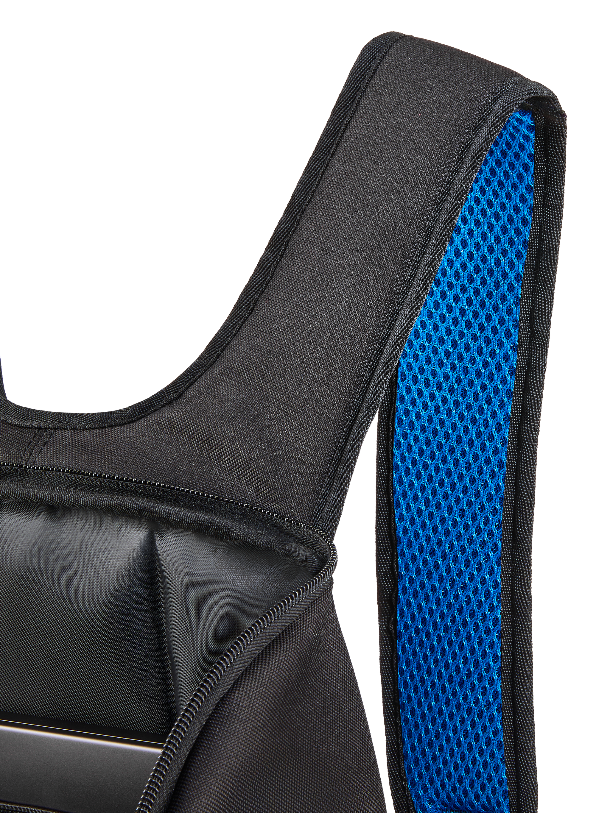 Zaino Alpinestars Defcon V3, nero e blu, vista ravvicinata dello spallaccio imbottito con fodera in rete blu traspirante e scomparto principale aperto, struttura in tessuto resistente per uso quotidiano