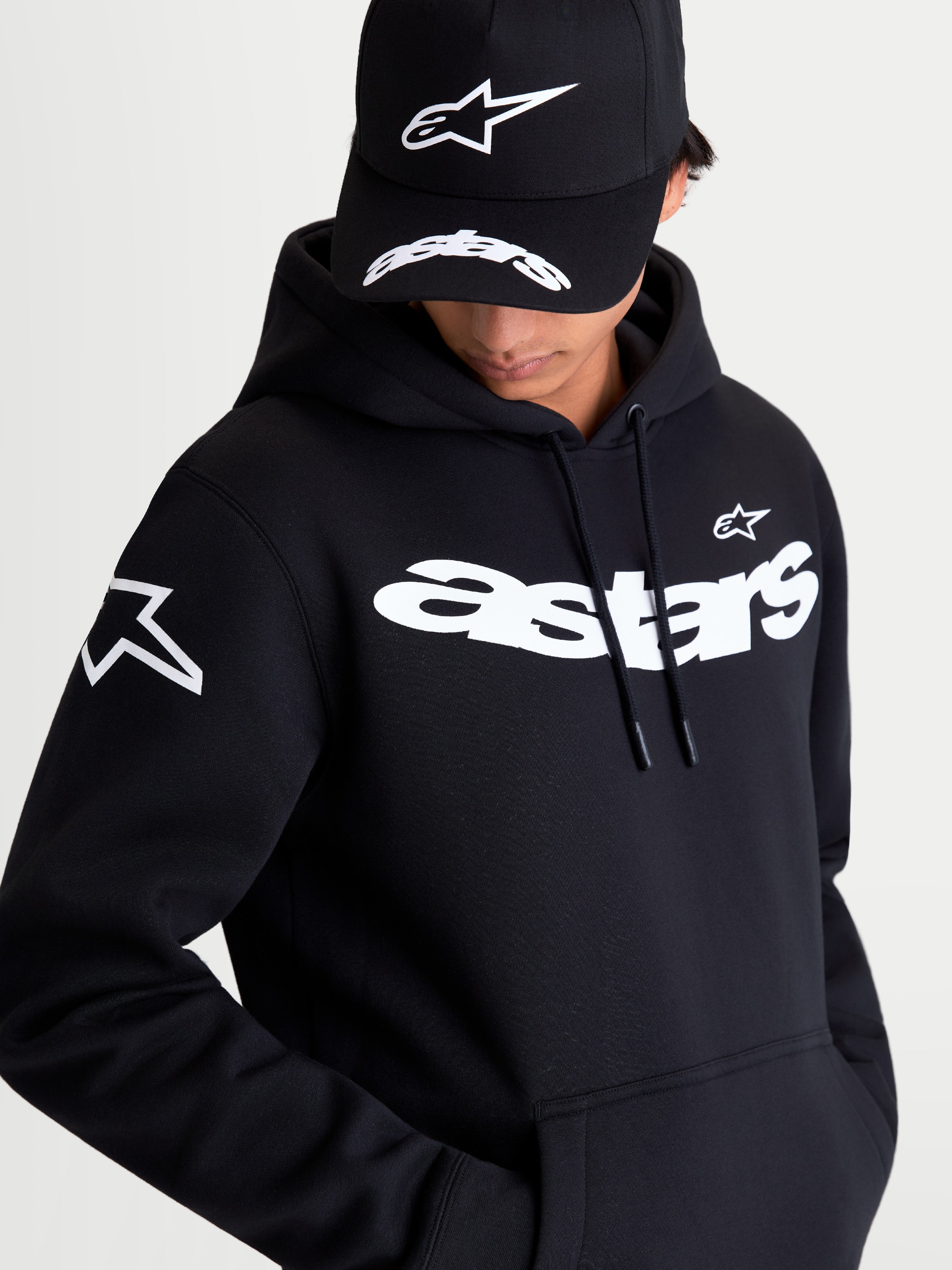 Alpinestars Felpa con cappuccio Velocifier nera e bianca, abbigliamento sportivo premium, con grande scritta Astars sul petto e loghi sulle spalle, in misto cotone per il comfort quotidiano off-bike