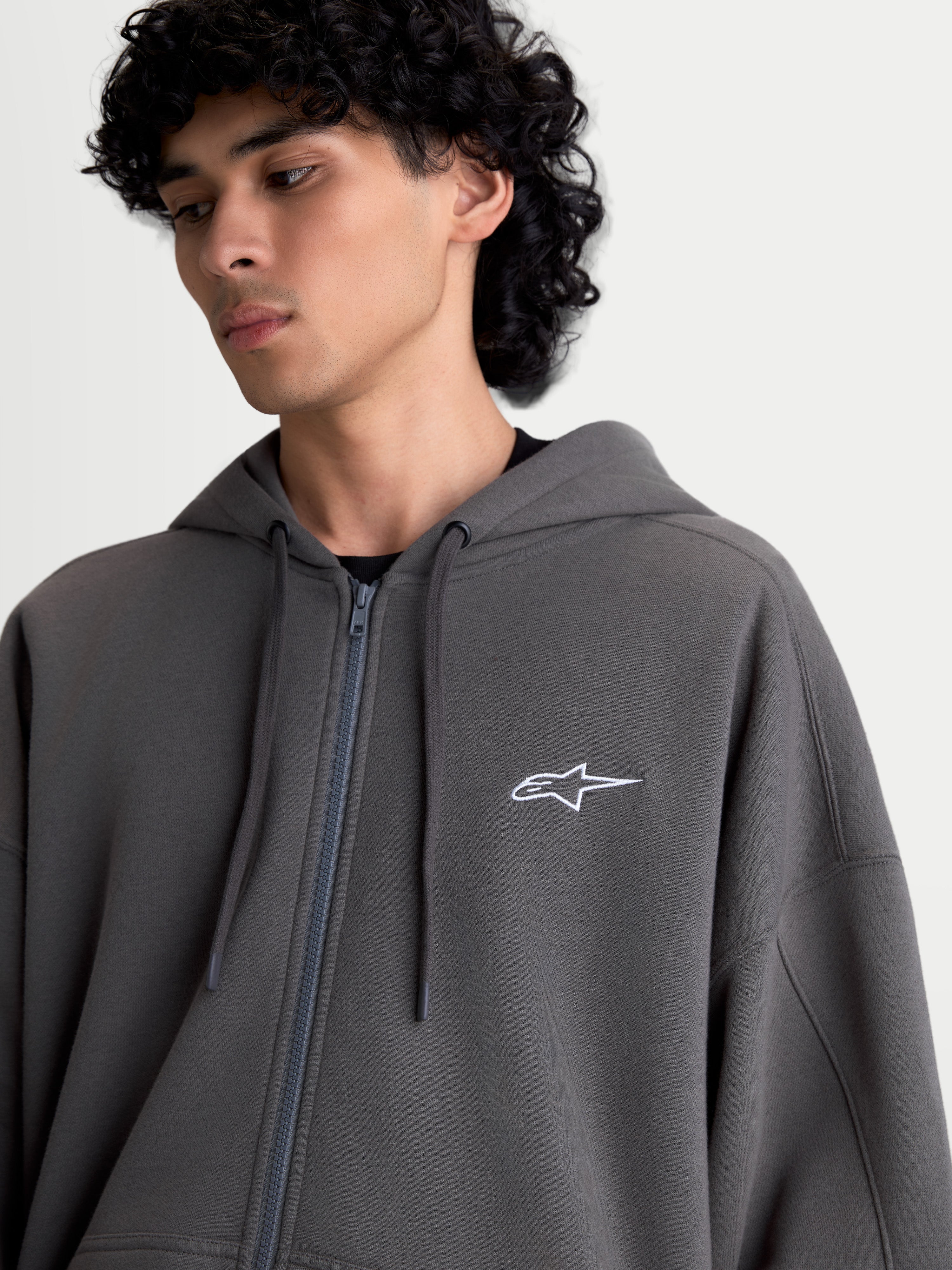 Alpinestars Felpa con cappuccio Entity Oversized, felpa da uomo con zip in pile, grigio, logo Astars bianco ricamato sul petto, cappuccio con cordini piatti, realizzata in cotone e poliestere riciclato, stile sportswear