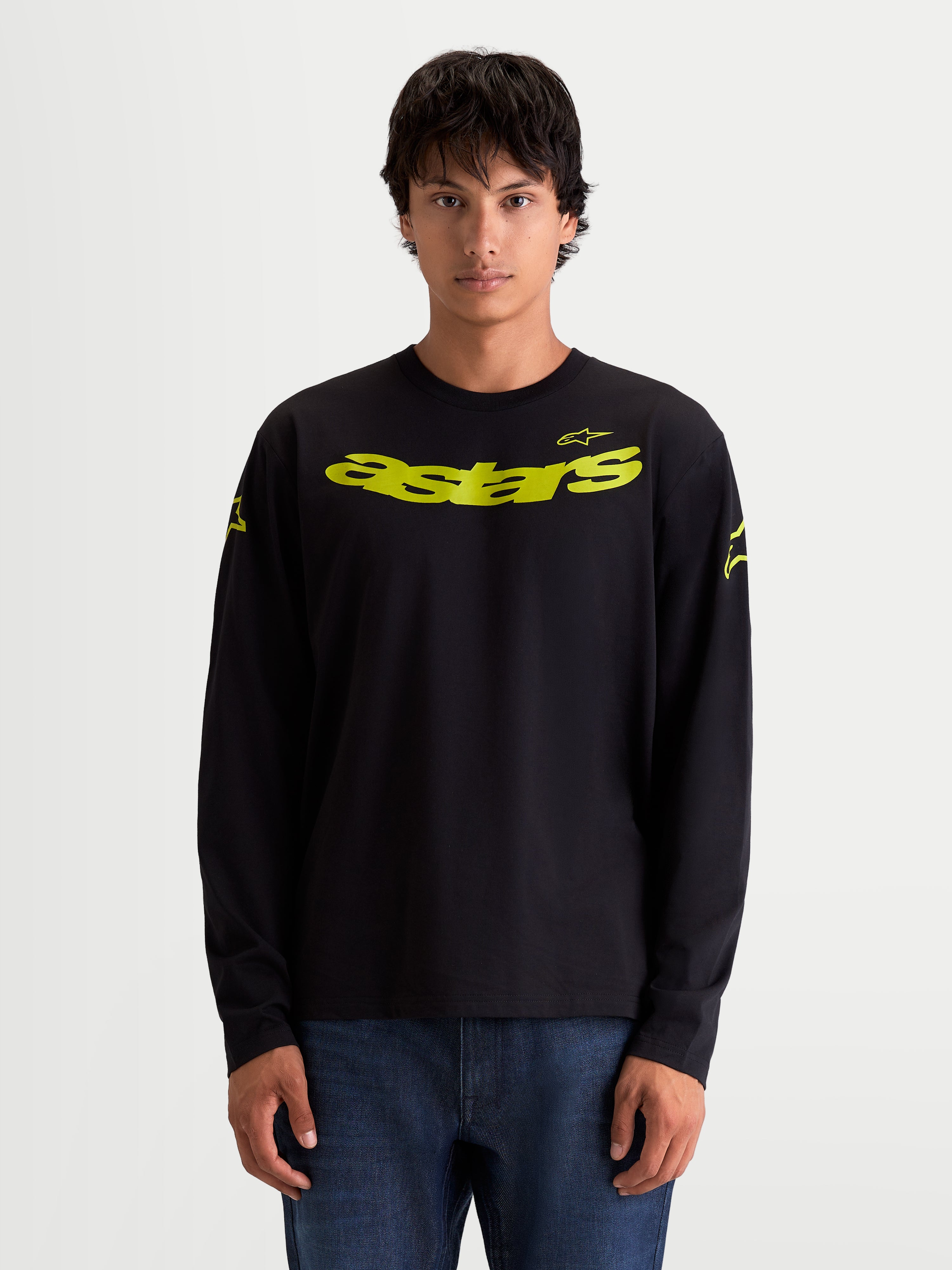 Alpinestars Maglietta Velocifier CSF, maglietta sportswear a maniche lunghe da uomo, nera con grafica Astars curva gialla sul petto e loghi sulle spalle, misto cotone, stile casual ispirato al motorsport