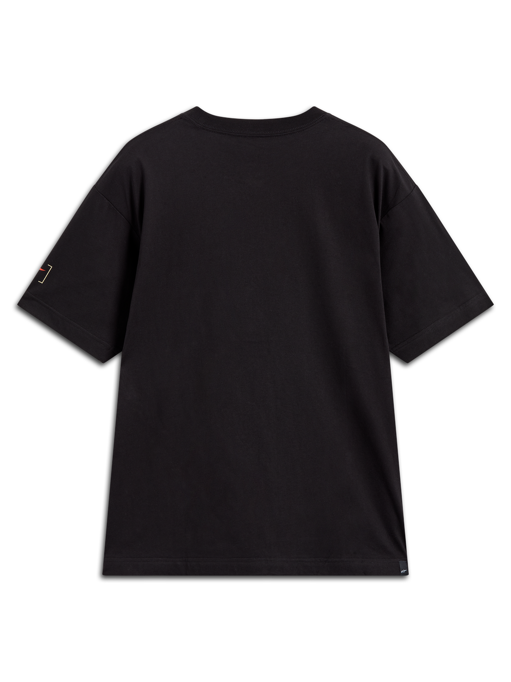Alpinestars Infinity Oversized CSF Tee, maglietta a maniche corte, nera, vista posteriore con dettaglio logo sulla manica, vestibilità oversized, abbigliamento casual ispirato al motorsport