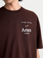 Alpinestars Maglietta Post Oversized CSF, maglietta sportswear a maniche corte, marrone, primo piano della grafica bianca sul petto con logo Astars e motto One Goal. One Vision., in misto cotone e poliestere
