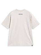 Alpinestars Mandate Oversized CSF Tee, maglietta a maniche corte, beige sabbia, vista posteriore con grafica Alpinestars sul retro del collo e etichetta logo sul fondo, stile casual sportswear