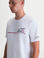 Alpinestars Maglietta P1 CSF, maglietta a maniche corte bianca, logo Astars nero con striscia racing rossa sul petto e piccolo logo sulla manica, stile sportswear casual motorsport, unisex, in misto cotone e poliestere