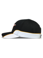 Alpinestars Cappello 500 Snapback, cappello sportswear ispirato al motorsport unisex, nero e bianco con piping arancione a contrasto, vista laterale con dettagli cut-and-sew, visiera curva e corona strutturata in twill di cotone
