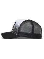 Alpinestars Gravel Cappellino Trucker, cappello nero e bianco con retro in rete, visiera curva e stampa effetto ghiaia.