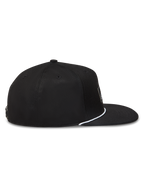 Alpinestars Label Snapback Cappello, cappello nero con visiera piatta, corona strutturata e cordino bianco, profilo laterale.