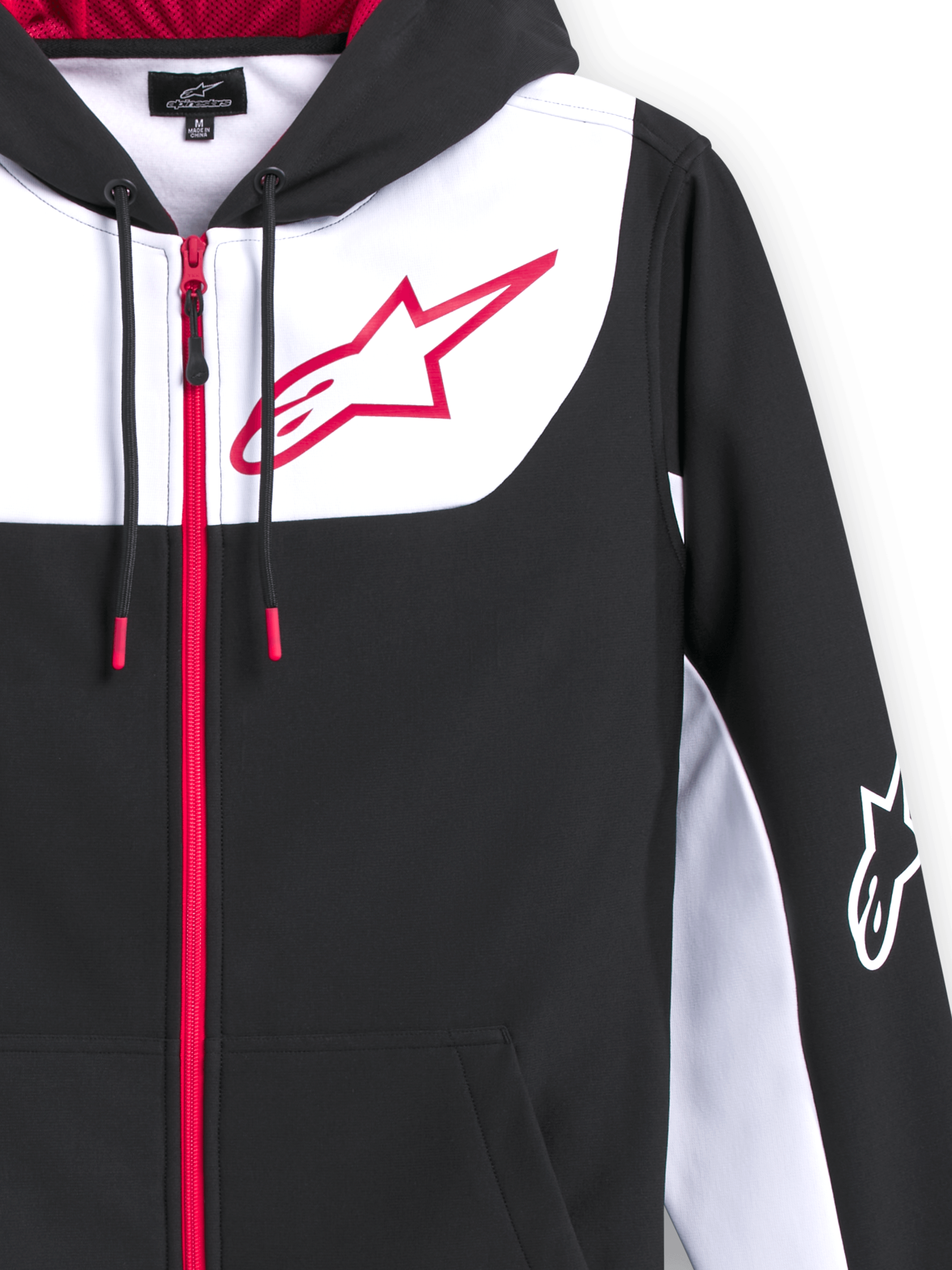Alpinestars Sessions V3 Hoodie, felpa in pile di poliestere con zip frontale, nero con dettagli bianchi e rossi, grande logo a stella Alpinestars rosso sul petto, zip rossa, cordini con punte rosse e logo bianco sulla manica, design casual ispirato al motorsport