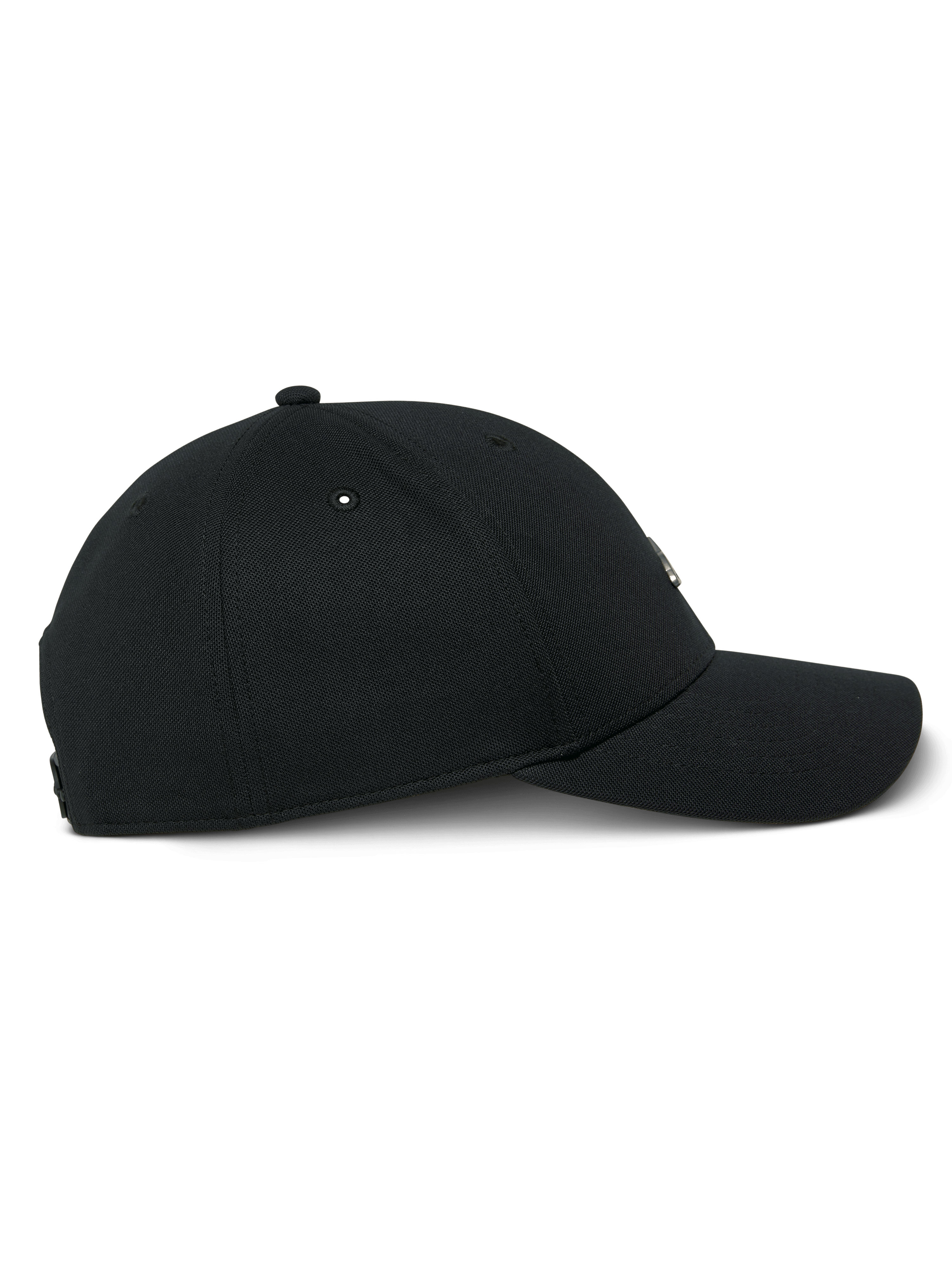 Alpinestars Metal Logo Hat, nero, vista laterale di profilo di un cappellino snapback con visiera curva, corona strutturata in tessuto mini piqué e badge logo in metallo modellato 3D, streetwear casual motorsport