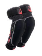 Alpinestars Vector Elbow Protectors, protezioni per gomiti da MTB, nero antracite e rosso, paio di protezioni con bordini grigi, logo a stella rosso e marchio Vector, cinghie regolabili e vestibilità ergonomica a compressione