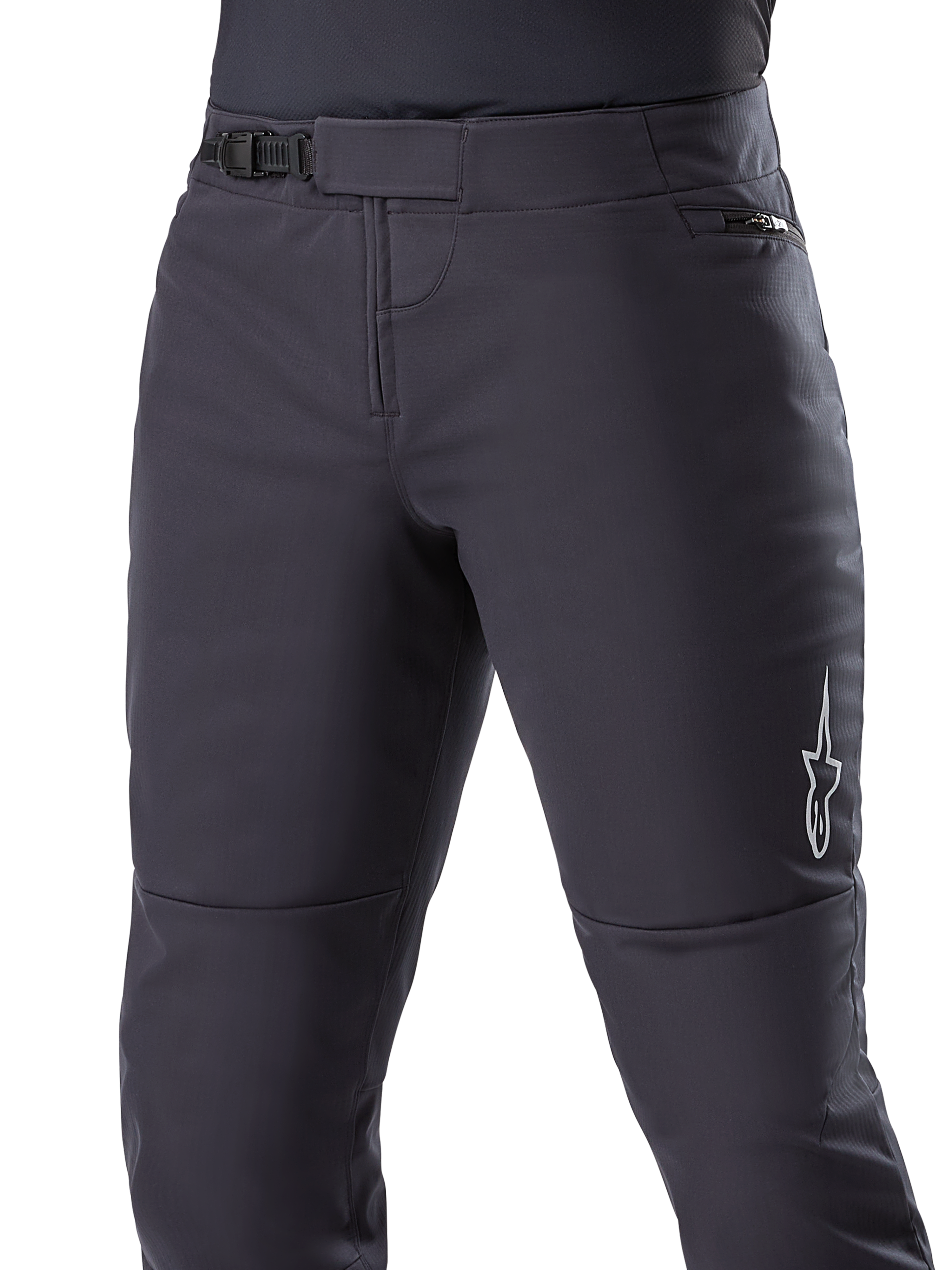Pantaloni Termici Alpinestars A-Dura, pantaloni da MTB neri, con chiusura a cricchetto sicura in vita e tasca laterale con cerniera, logo a stella bianco sul lato, forma pre-curvata per il comfort di guida, materiale termico resistente per il ciclismo in climi freddi