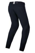 Alpinestars Stella A-Dura Thermal Pants, pantaloni da MTB da donna, nero, abbigliamento tecnico outdoor per il freddo, vista posteriore a tre quarti che evidenzia la vestibilità ergonomica pre-curvata e la fascia in vita posteriore con marchio ASTARS.