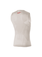 Alpinestars Tech Tank Summer, base layer smanicato argento e rosso, vista posteriore con pannelli in mesh a mappatura corporea e un piccolo logo rosso sulla schiena, progettato per la traspirazione e il raffreddamento sotto abbigliamento da motocross o MTB.