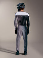 Maglia Alpinestars A-Supra Elite Faded Gray, vista posteriore con pannelli in mesh ventilato per MTB.