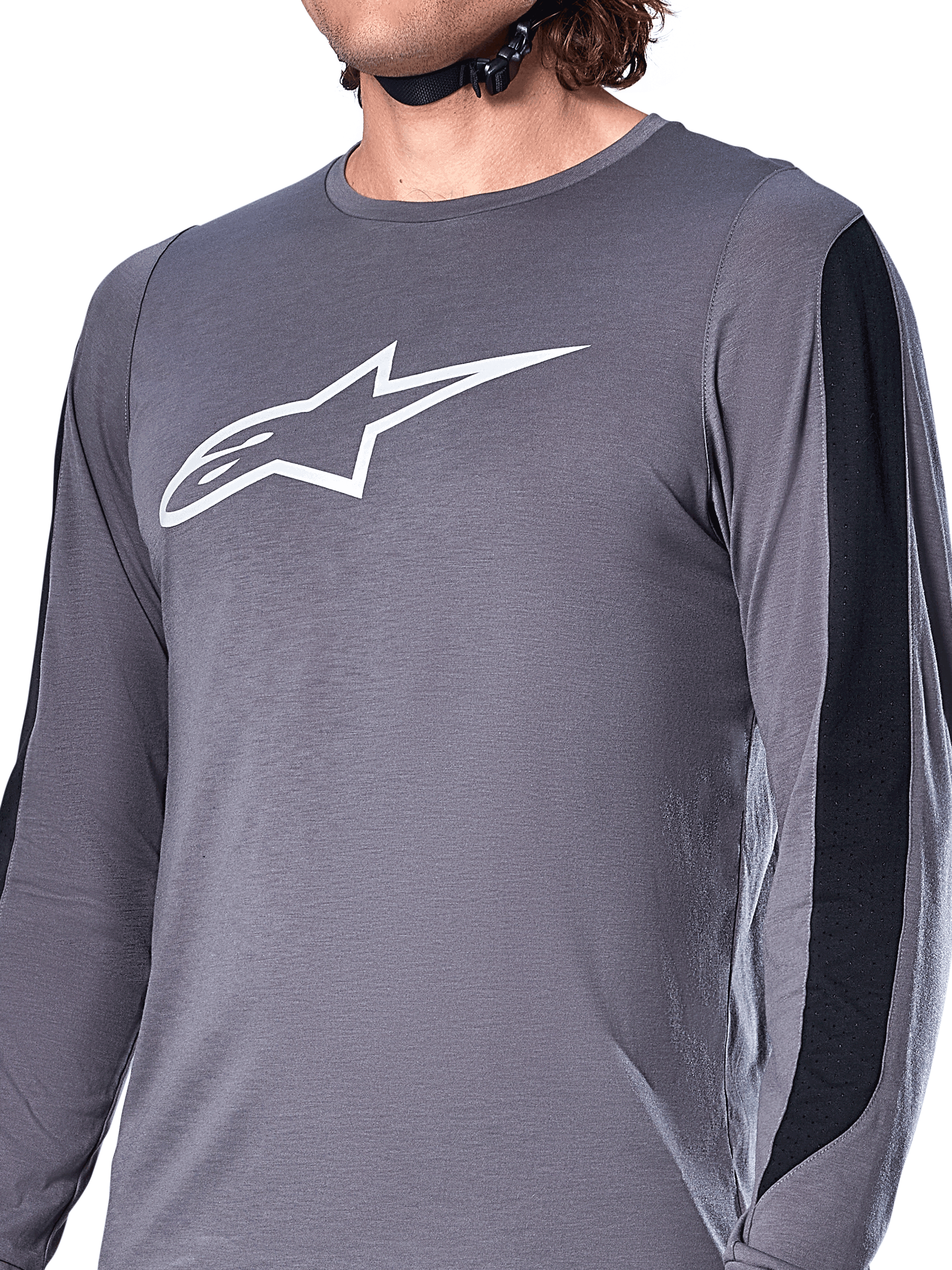 Alpinestars A-Dura Dri Astar Jersey, maglia a maniche lunghe, grigio scuro, logo Astars bianco sul petto, pannelli in mesh neri sulle maniche, abbigliamento tecnico da mountain bike