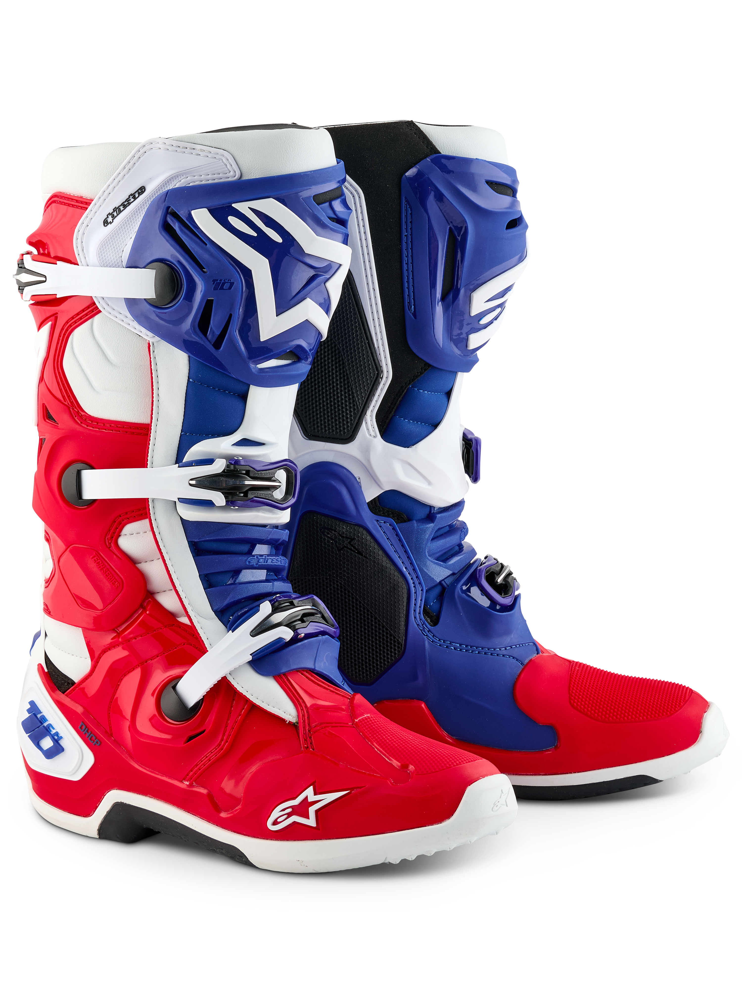 Alpinestars Tech 10 Limited Edition Fortitude, stivali da motocross, rosso acceso, bianco e blu, con chiusura a tripla fibbia, marchio Astars e design patriottico, struttura resistente in TPU e microfibra per prestazioni off-road d'élite