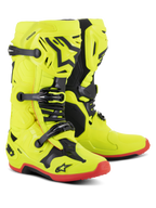 Alpinestars Tech 10 Boots, stivali da motocross, giallo fluo con accenti nero e rosso fluo, sistema a tripla fibbia, calotta in TPU con logo stella Alpinestars, suole rosse, equipaggiamento professionale per gare fuoristrada