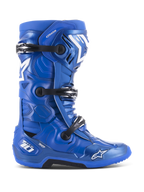 Stivali da motocross Alpinestars Tech 10, blu con accenti bianchi e neri, profilo laterale, sistema di chiusura a tre fibbie, protezione per il tallone DHCP, logo a stella e marchio Tech 10, suola robusta ad alta aderenza, attrezzatura professionale per corse fuoristrada