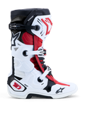 Stivali Alpinestars Tech 10, stivali da motocross e fuoristrada in bianco, nero e rosso acceso, vista laterale con resistente guscio in TPU, sistema di chiusura a fibbie e Dynamic Heel Compression Protector (DHCP).