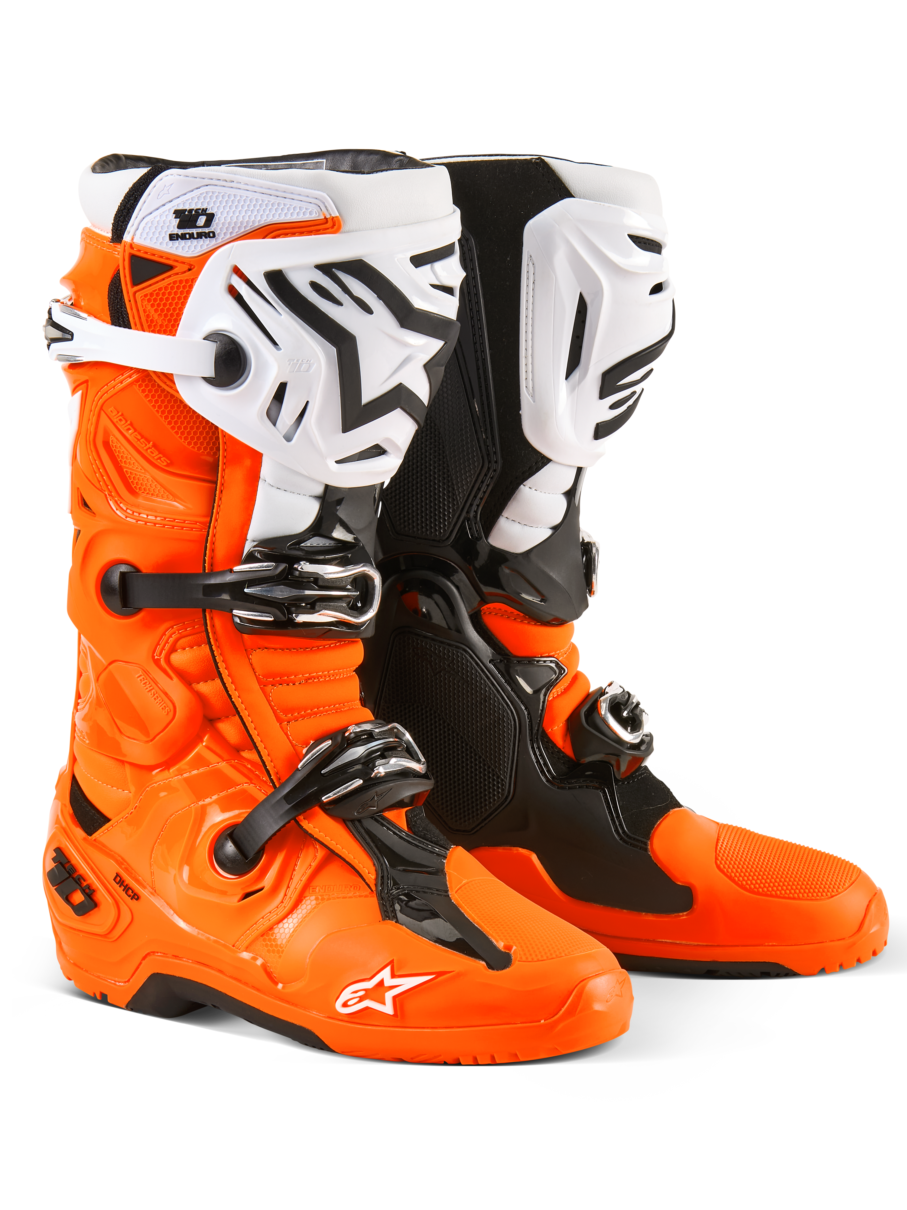 Alpinestars Tech 10 Enduro Boots, stivali da motocross ed enduro, arancione fluo, nero e bianco, con sistema di chiusura a tripla fibbia, parastinchi bianchi con logo Alpinestars nero e suole a doppio composto, calzature protettive per fuoristrada