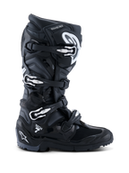 Stivali Alpinestars 2026 Tech 7 Enduro, nero antracite e bianco, stivali da moto per fuoristrada con sistema di chiusura a quattro fibbie, tomaia in microfibra rinforzata in PU e suola tassellata per terreni enduro, design con marchio Tech 7 sul tallone
