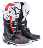 Alpinestars Tech 10 Supervented Boots, stivali da motocross, nero, bianco, grigio medio e rosso, con placche tibiali ventilate, costruzione in microfibra traforata per il flusso d'aria, sistema di chiusura a fibbie multiple e logo Alpinestars su punta e tallone