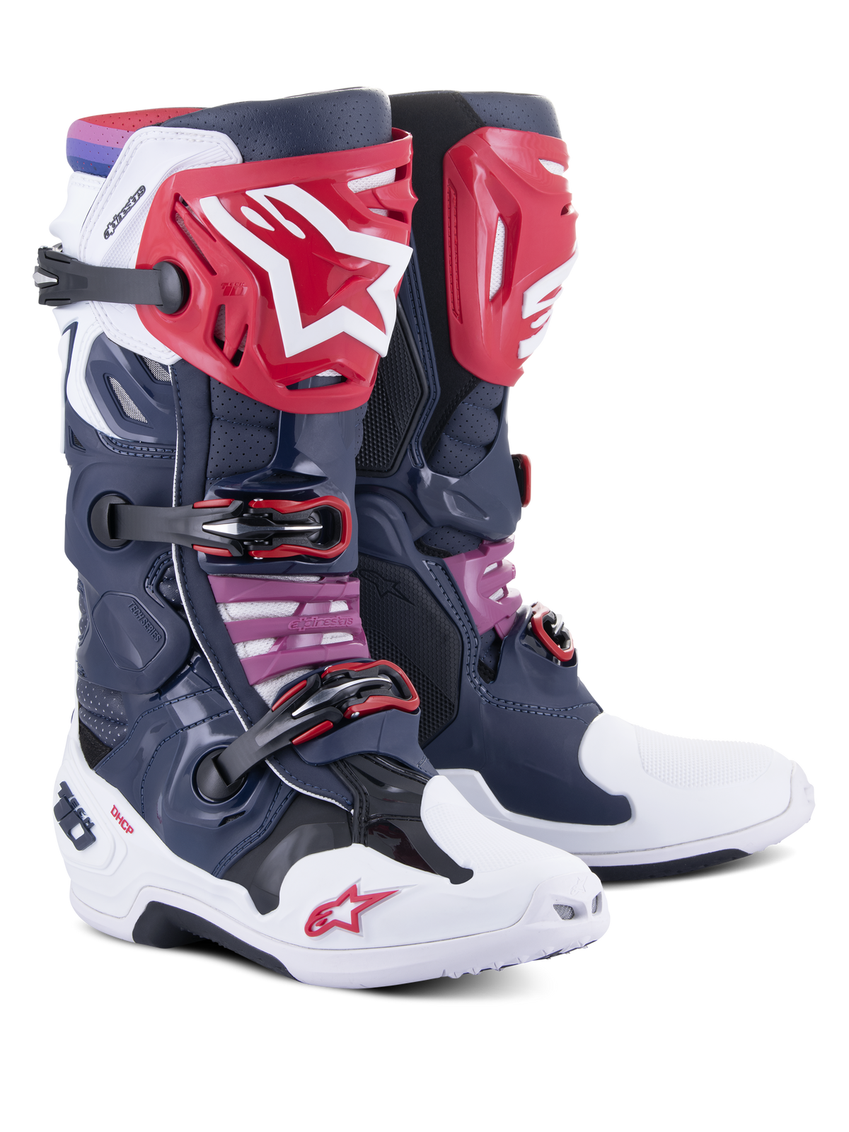 Stivali Alpinestars Tech 10 Supervented, stivali da motocross, Night Navy White Rainbow, con placche tibiali rosse e logo a stella bianco, molteplici fibbie nere e pannelli in mesh traforato per un elevato flusso d'aria